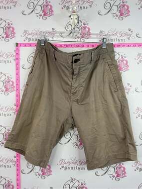 JOOP! jeans Men's Cargo Shorts in Khaki - Classic Summer Utility